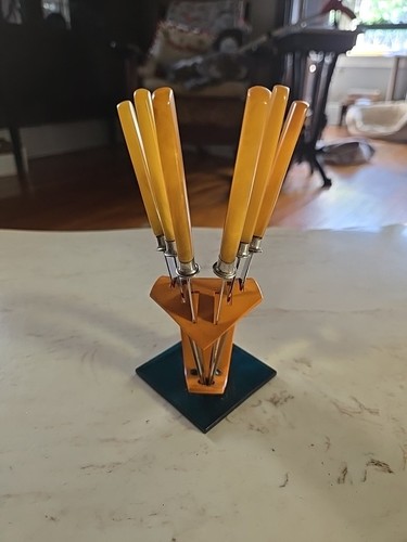 1930s art deco bakelite - art, fruit